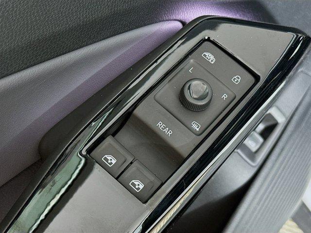 new 2025 Volkswagen ID.4 car, priced at $54,731