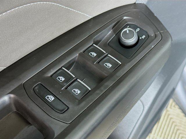 used 2022 Volkswagen Atlas Cross Sport car, priced at $27,381