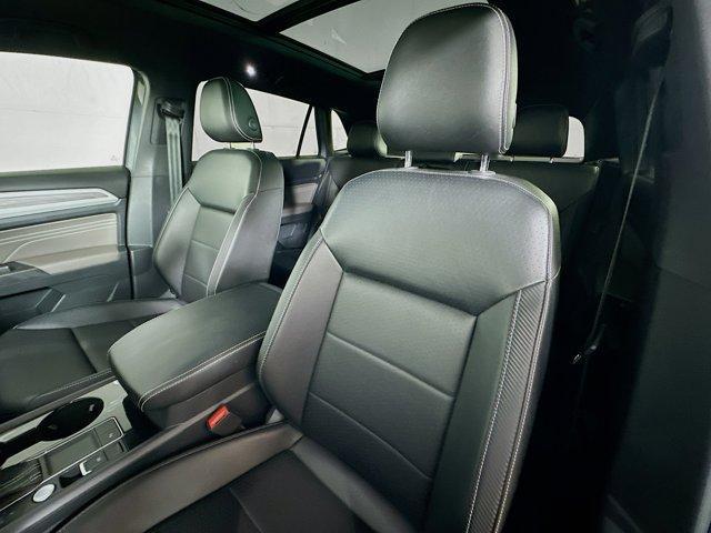 used 2022 Volkswagen Atlas Cross Sport car, priced at $27,381