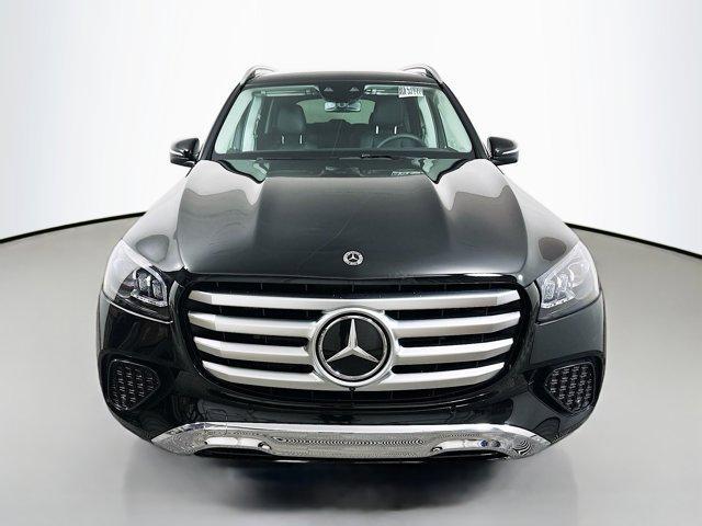 new 2026 Mercedes-Benz GLS 450 car