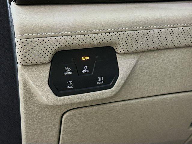 new 2026 Volkswagen Atlas car, priced at $49,181