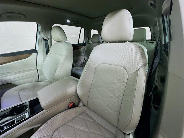 new 2026 Volkswagen Atlas car, priced at $49,181