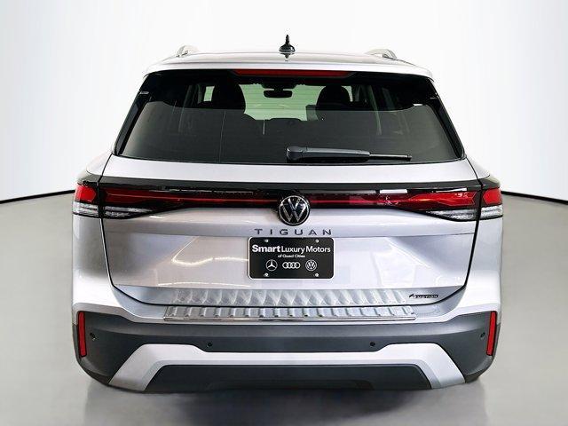 new 2025 Volkswagen Tiguan car, priced at $33,434