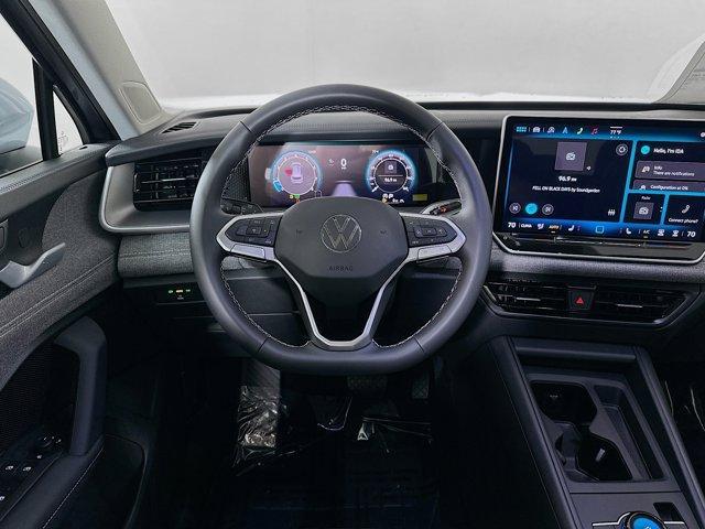 new 2025 Volkswagen Tiguan car, priced at $33,434