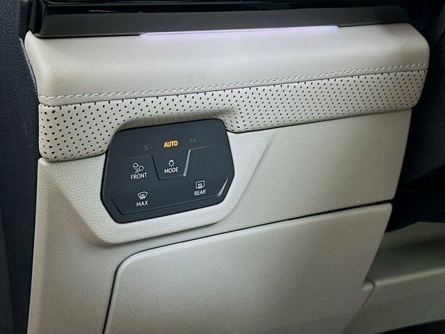 new 2025 Volkswagen Atlas car, priced at $54,572