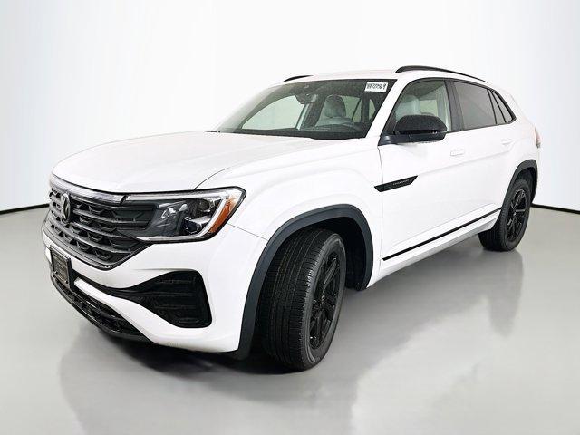 new 2025 Volkswagen Atlas Cross Sport car, priced at $50,420