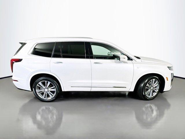 used 2022 Cadillac XT6 car, priced at $31,721