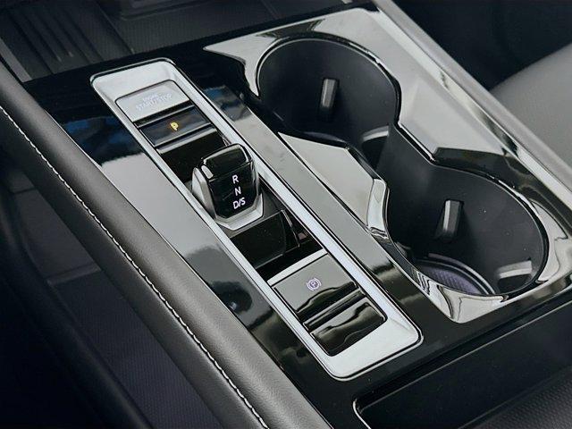 new 2025 Volkswagen Atlas car, priced at $46,520