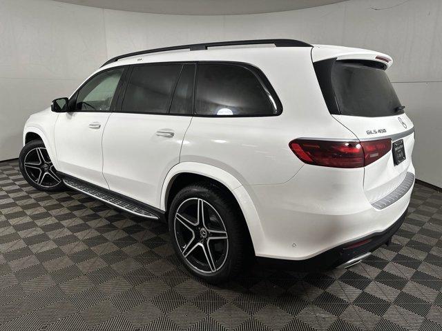 new 2025 Mercedes-Benz GLS 450 car, priced at $98,050