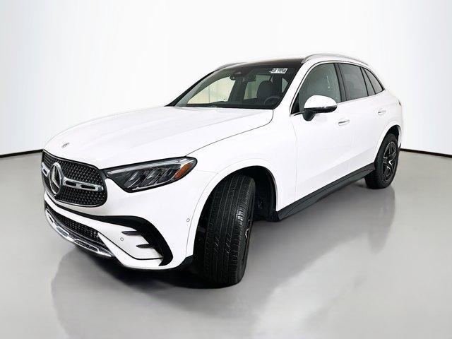 new 2026 Mercedes-Benz GLC 300 car, priced at $61,150