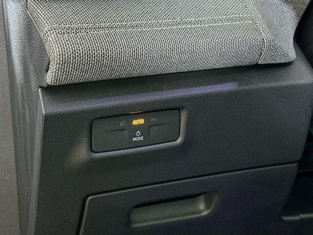 new 2025 Volkswagen Tiguan car, priced at $31,203