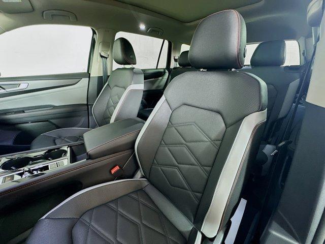 new 2025 Volkswagen Atlas car, priced at $48,250