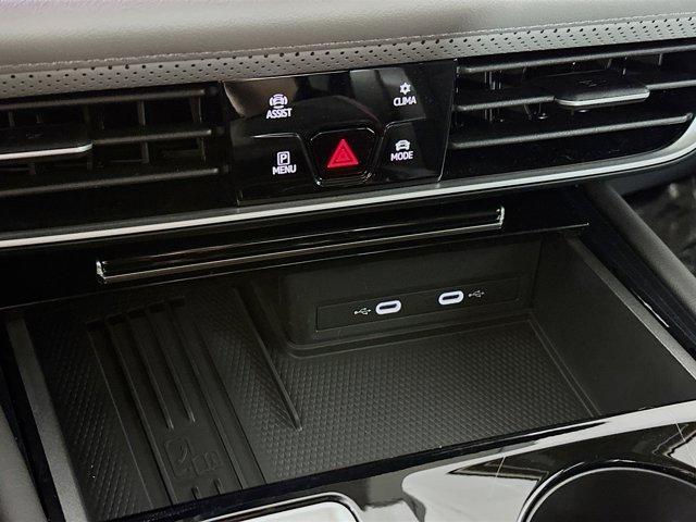new 2025 Volkswagen Atlas car, priced at $48,250