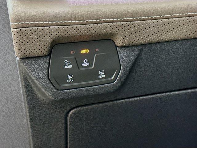 new 2025 Volkswagen Atlas car, priced at $51,306