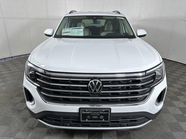 new 2024 Volkswagen Atlas car, priced at $45,200