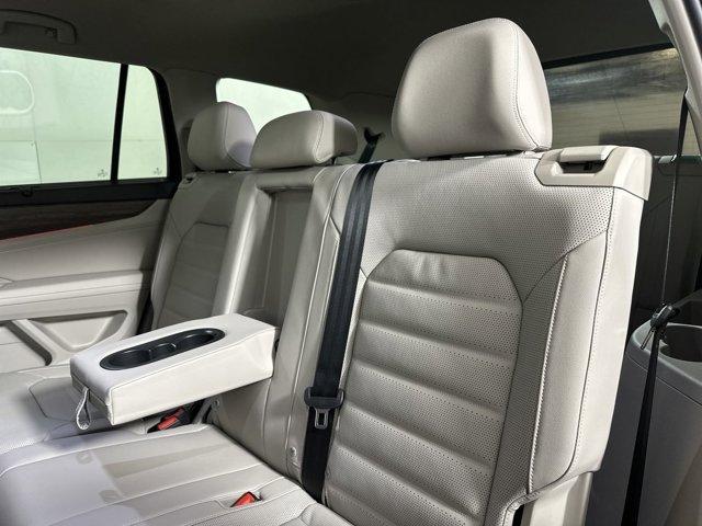 new 2025 Volkswagen Atlas car, priced at $50,851