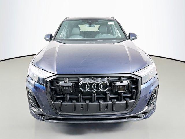 new 2025 Audi Q7 car, priced at $77,840