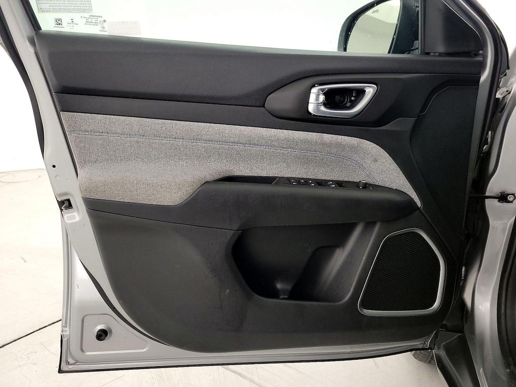 used 2022 Jeep Compass car, priced at $20,998