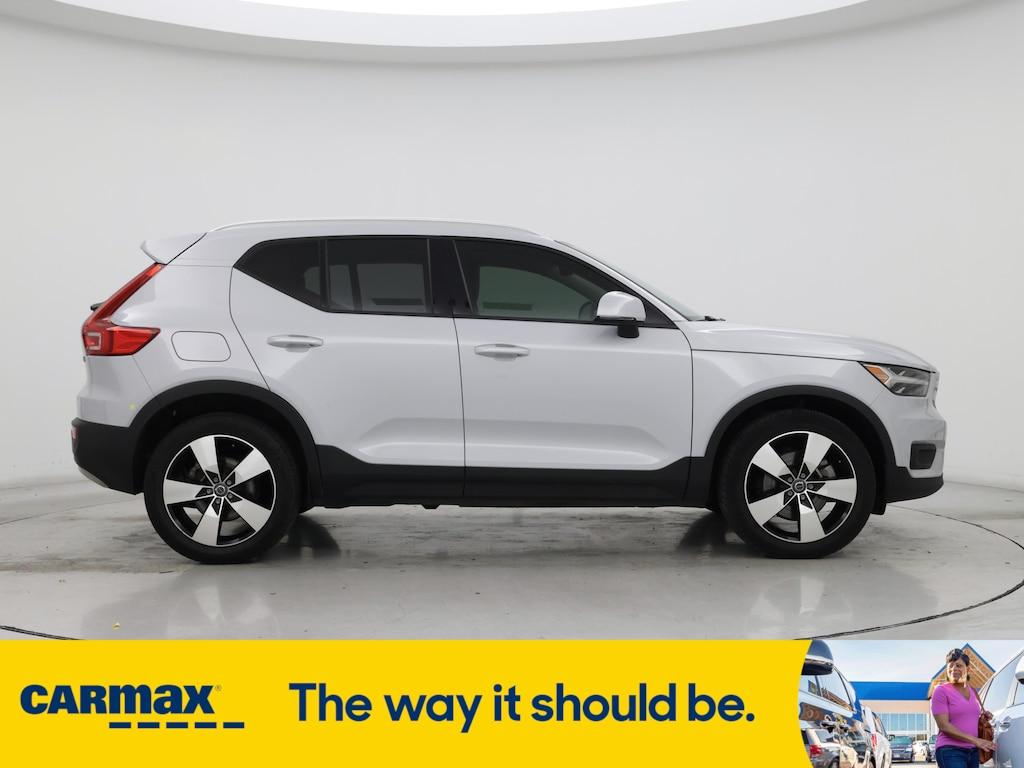 used 2021 Volvo XC40 car, priced at $25,998