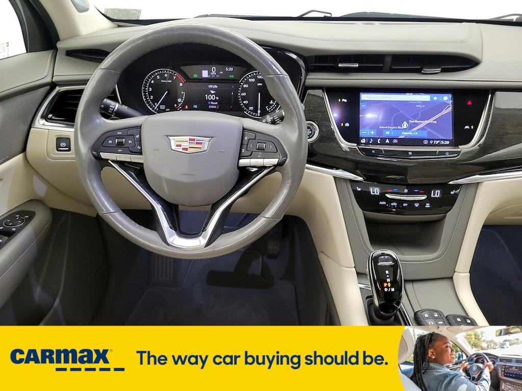 used 2020 Cadillac XT6 car, priced at $31,998