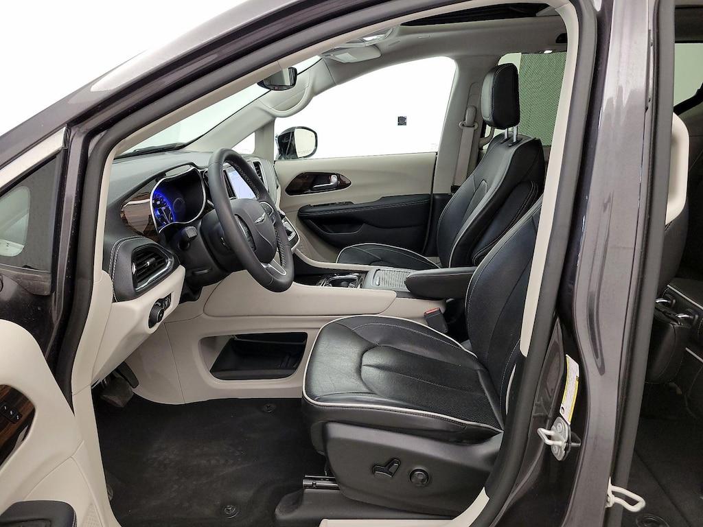 used 2023 Chrysler Pacifica car, priced at $33,998