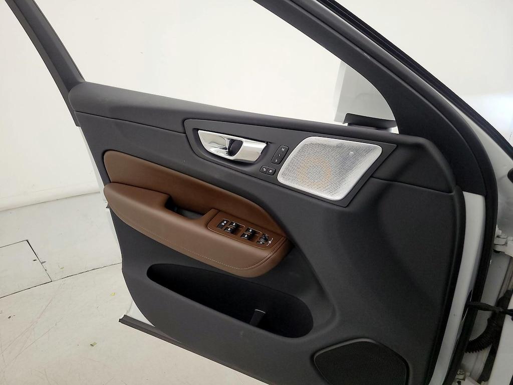 used 2019 Volvo XC60 car, priced at $23,998