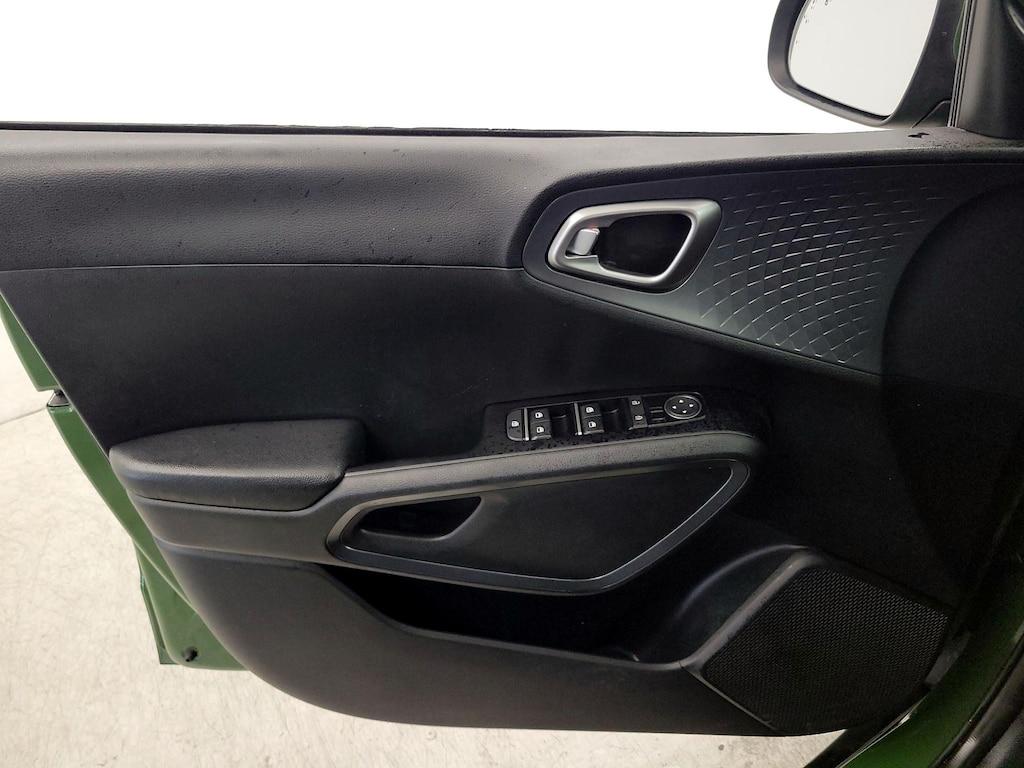 used 2021 Kia Soul car, priced at $13,998
