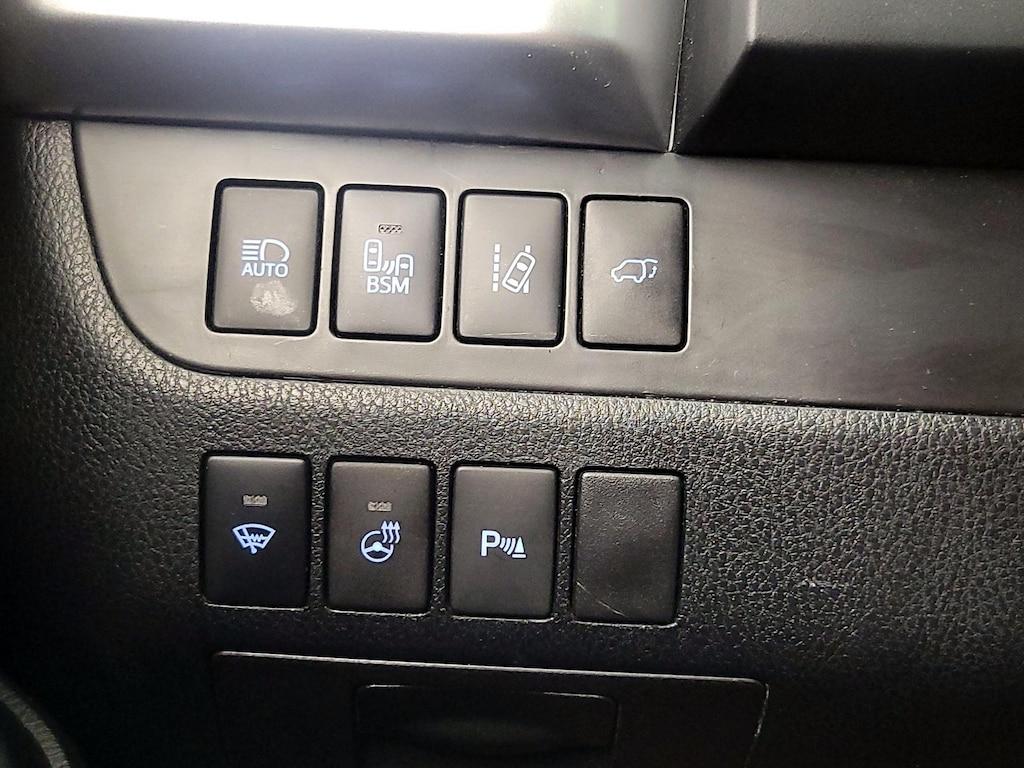 used 2015 Toyota Highlander Hybrid car, priced at $28,998