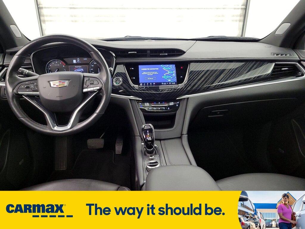 used 2024 Cadillac XT6 car, priced at $42,998