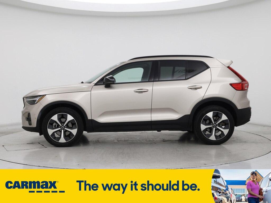 used 2023 Volvo XC40 car, priced at $27,998