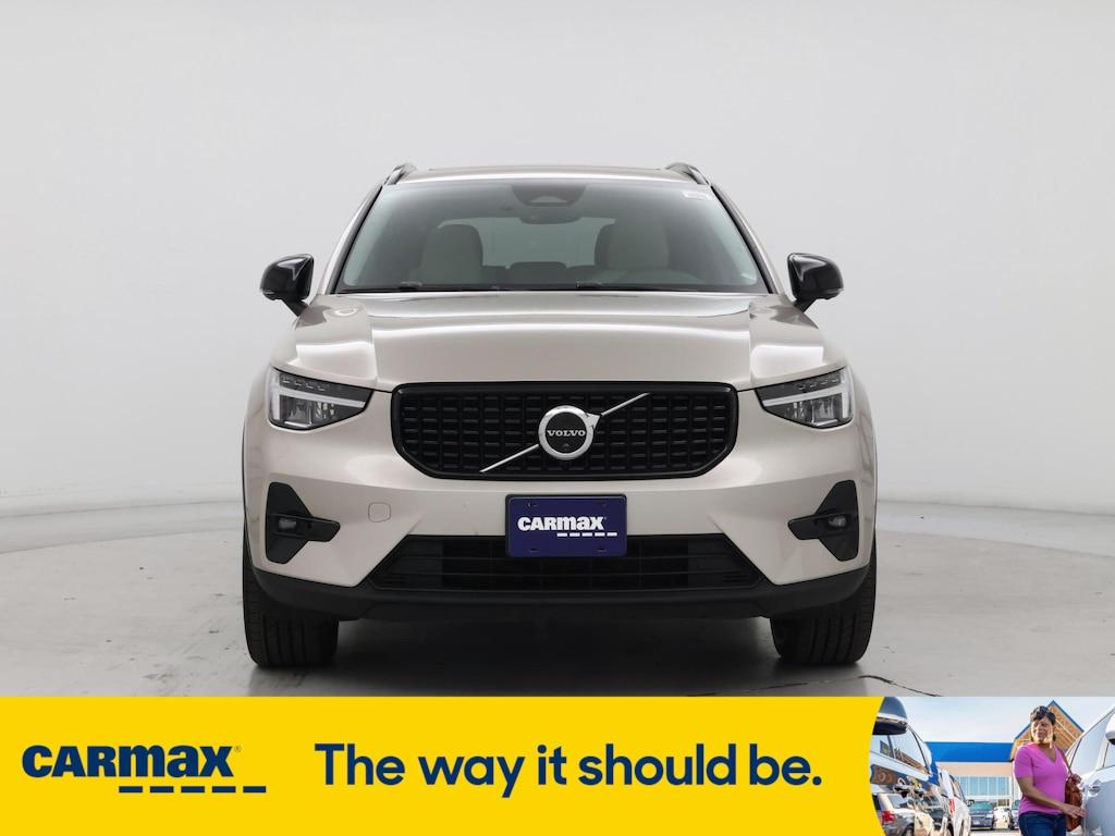 used 2023 Volvo XC40 car, priced at $27,998