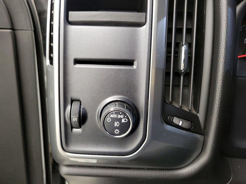 used 2014 Chevrolet Silverado 1500 car, priced at $21,998