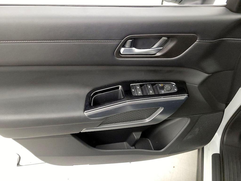 used 2024 Nissan Pathfinder car, priced at $37,998