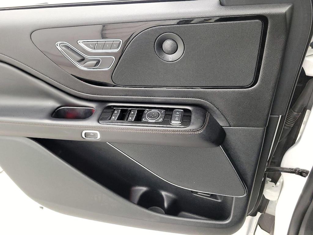 used 2021 Lincoln Aviator car, priced at $35,998