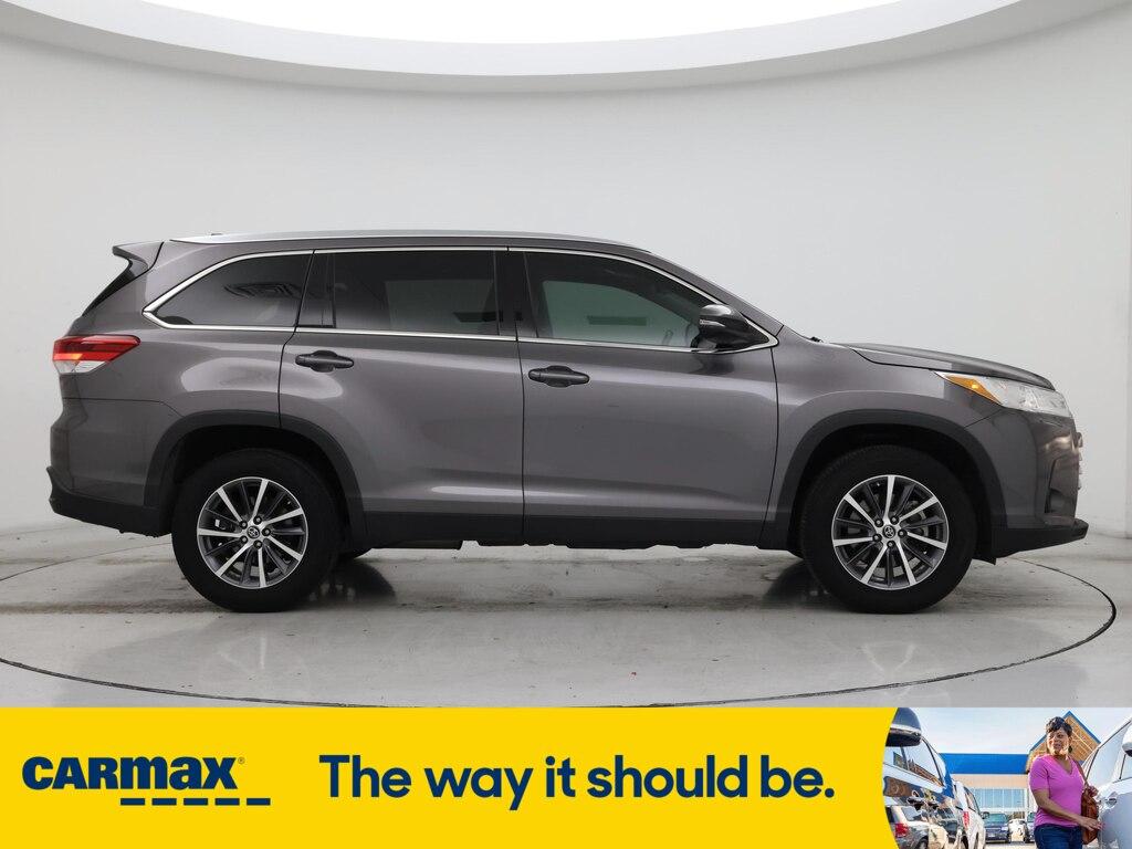 used 2019 Toyota Highlander car, priced at $31,998