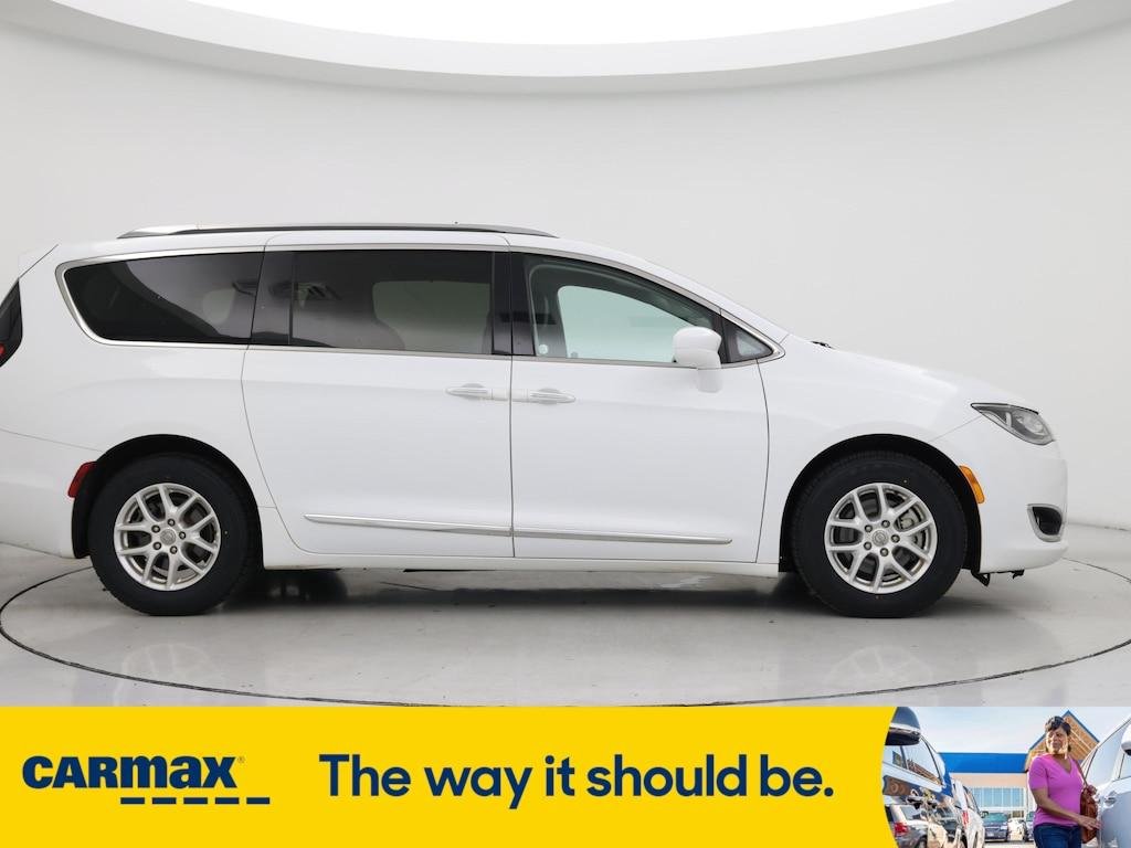 used 2020 Chrysler Pacifica car, priced at $25,998