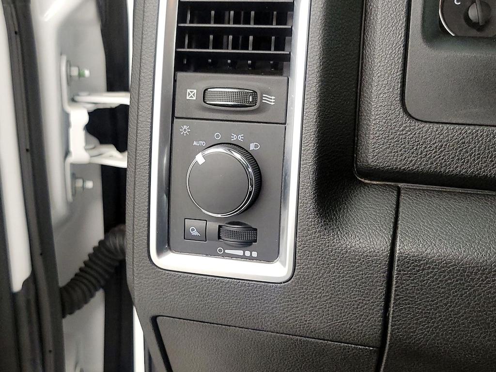 used 2022 Ram 1500 Classic car, priced at $28,998