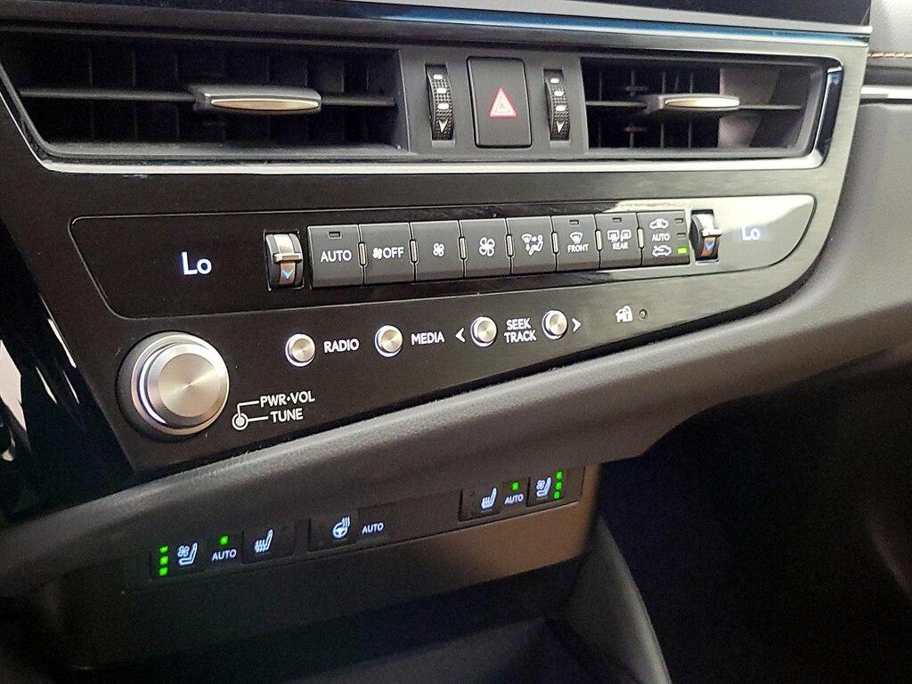 used 2024 Lexus ES 300h car, priced at $37,998