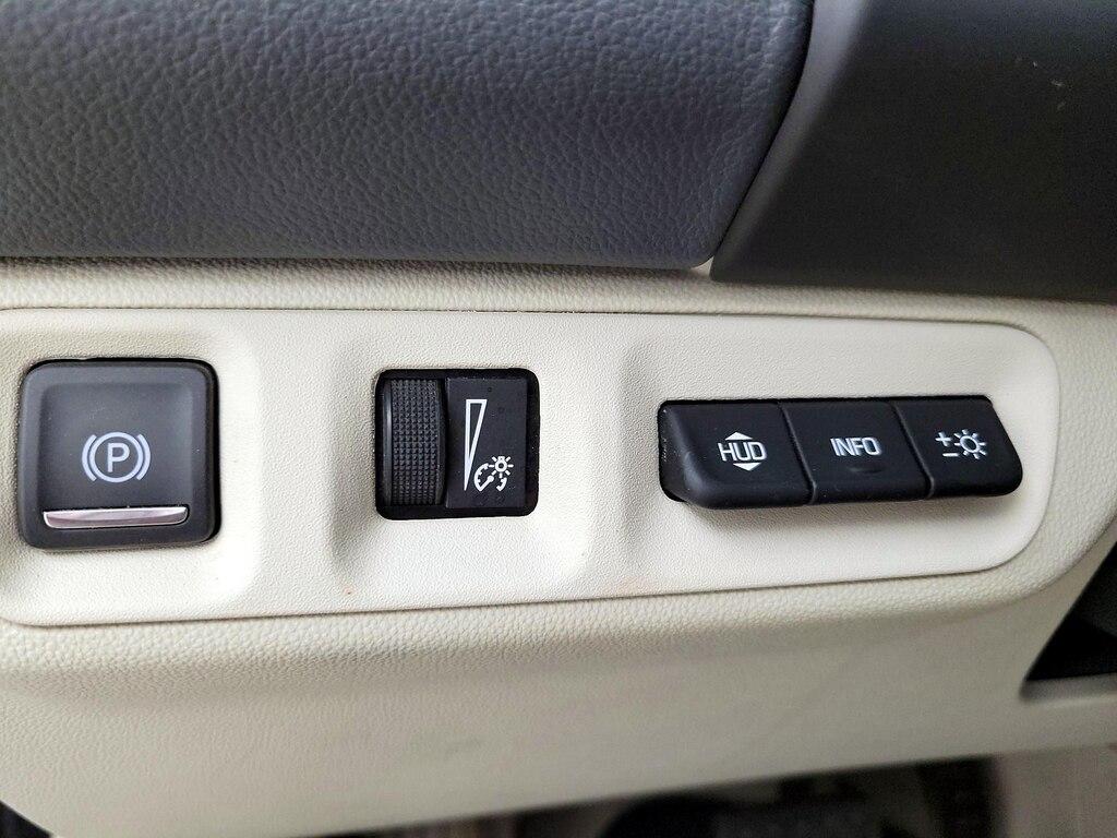 used 2020 GMC Acadia car, priced at $28,998