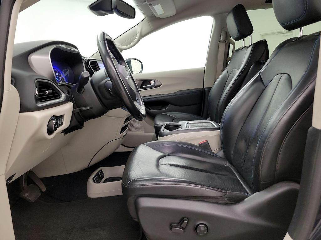 used 2021 Chrysler Pacifica car, priced at $25,998