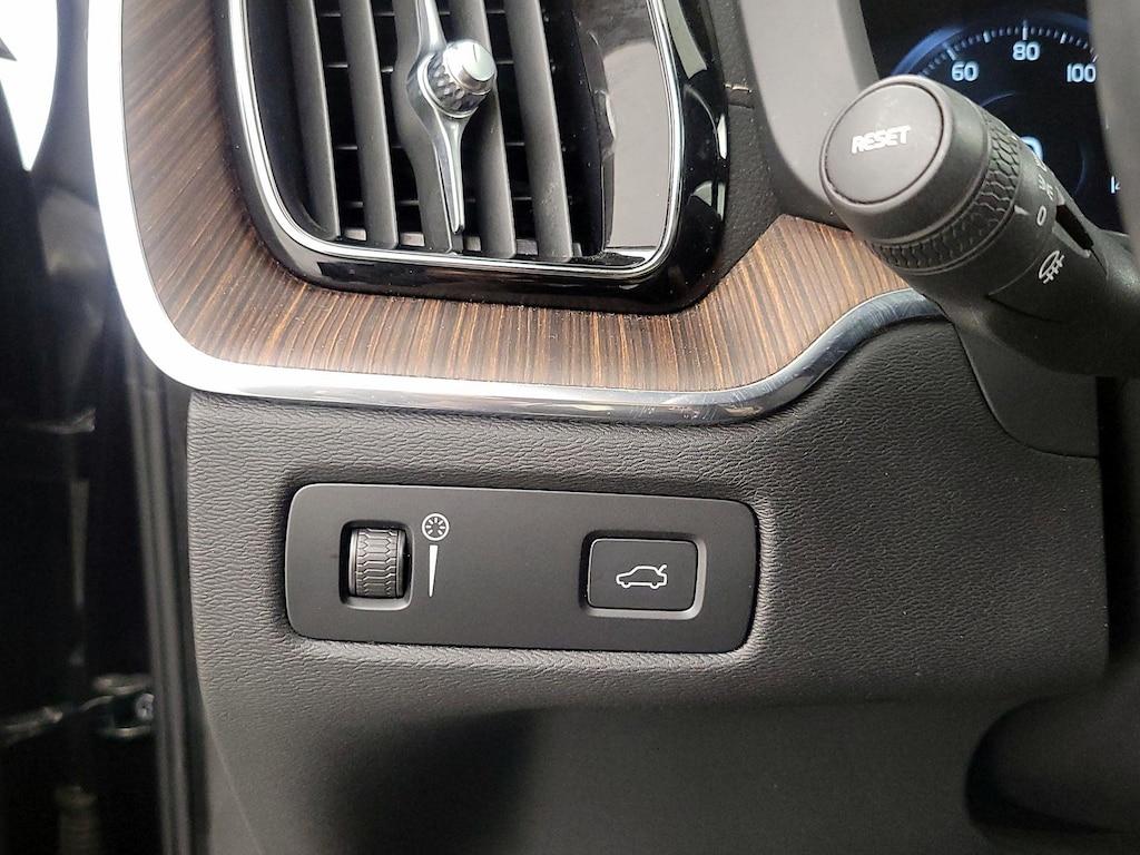 used 2021 Volvo XC60 car, priced at $31,998