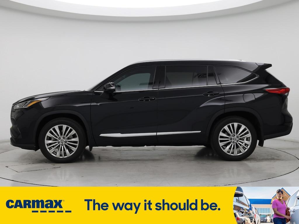 used 2023 Toyota Highlander car, priced at $43,998