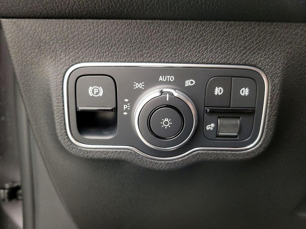 used 2022 Mercedes-Benz GLB 250 car, priced at $28,998