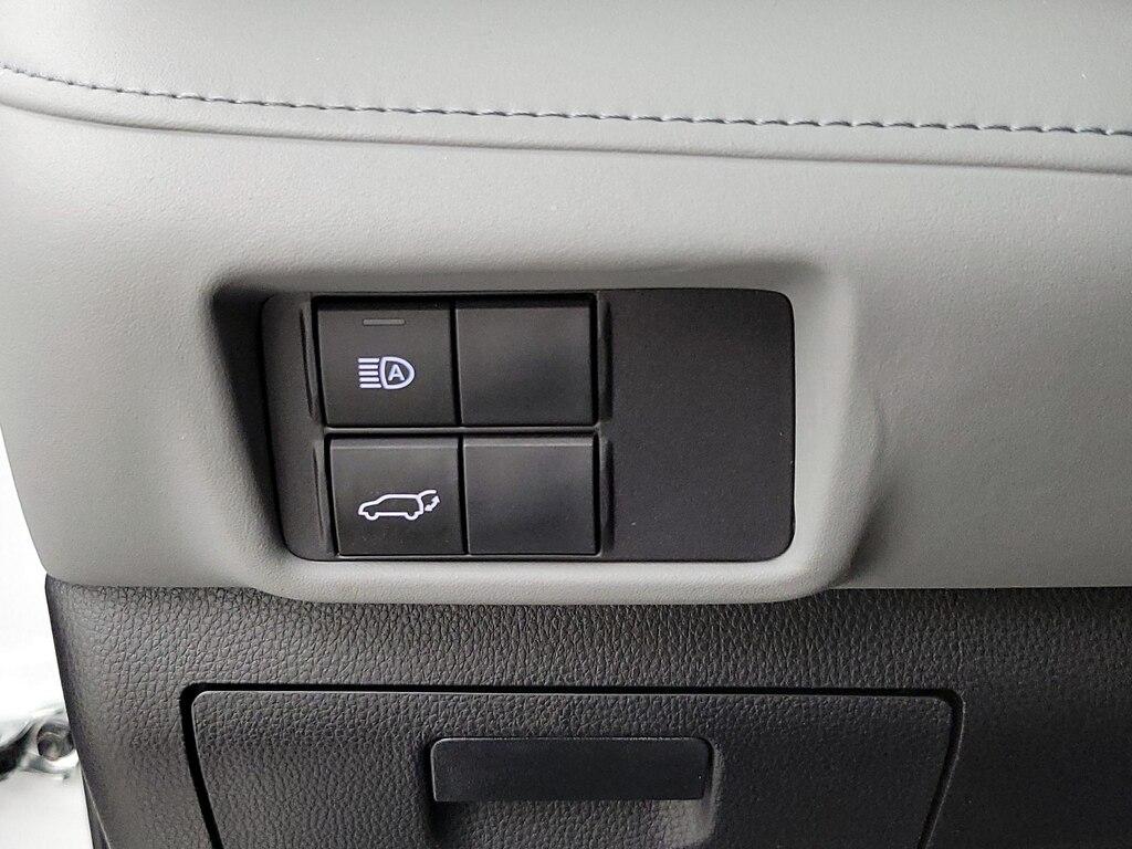 used 2022 Toyota Highlander car, priced at $36,998