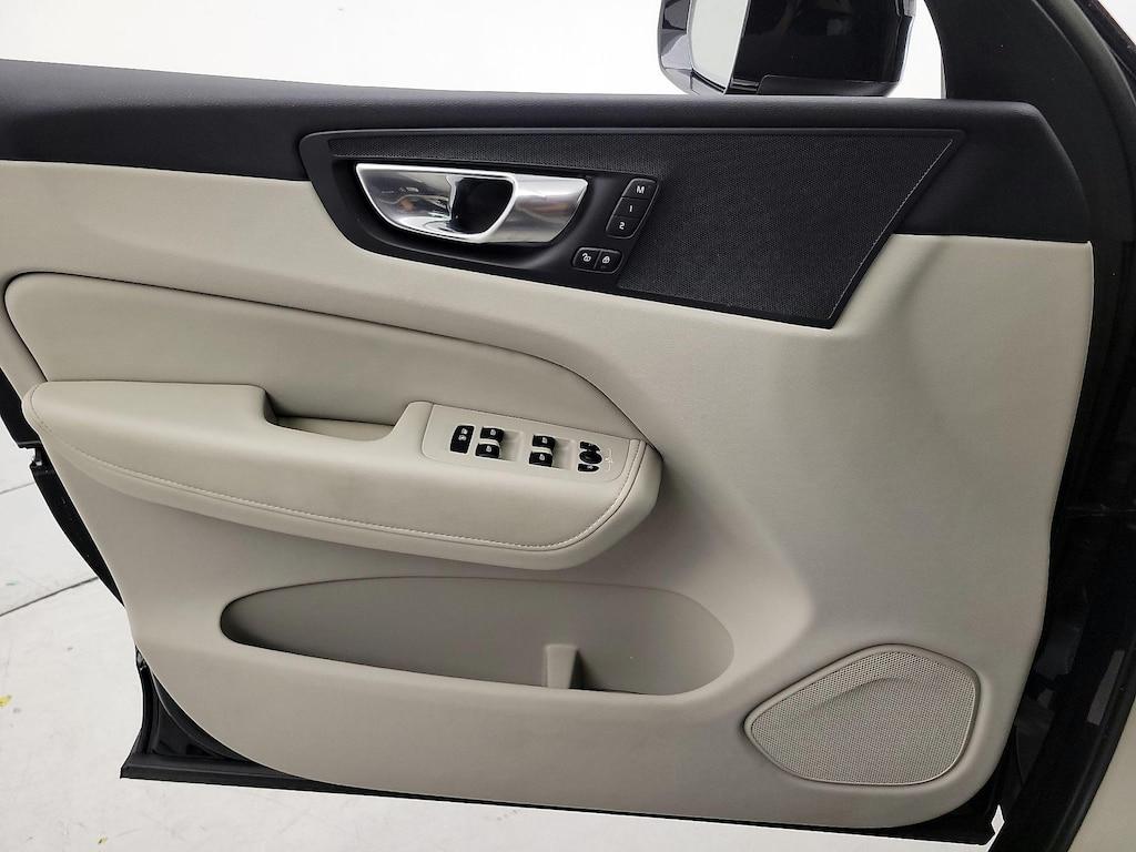 used 2023 Volvo XC60 car, priced at $33,998