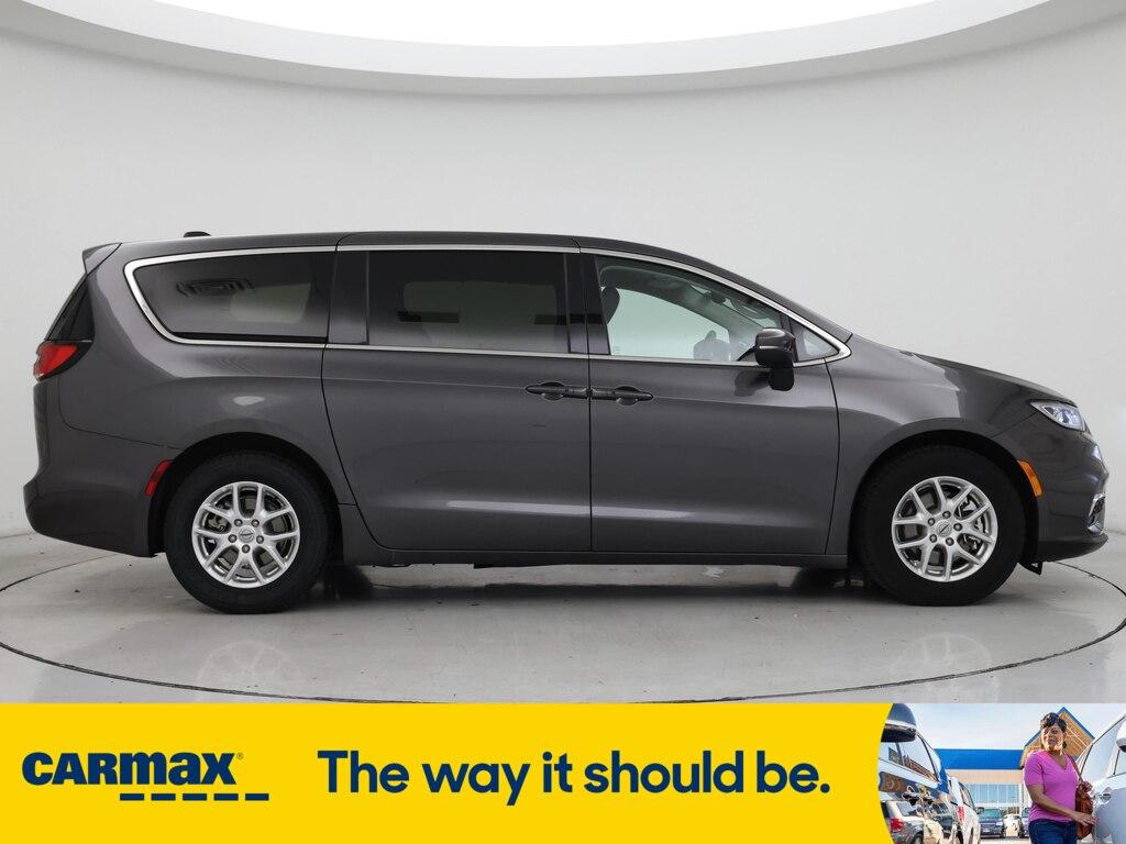 used 2023 Chrysler Pacifica car, priced at $26,998
