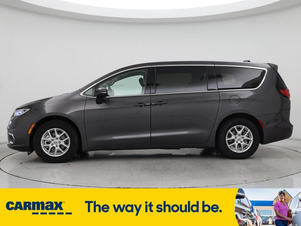 used 2023 Chrysler Pacifica car, priced at $26,998