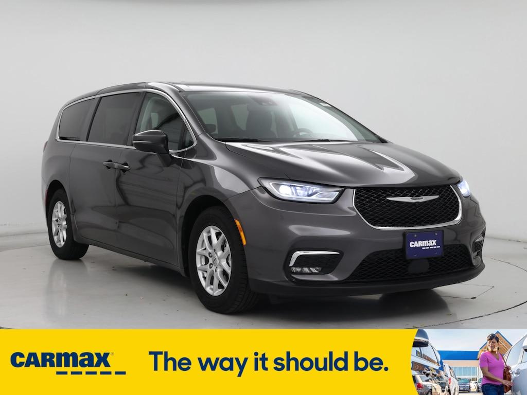 used 2023 Chrysler Pacifica car, priced at $26,998