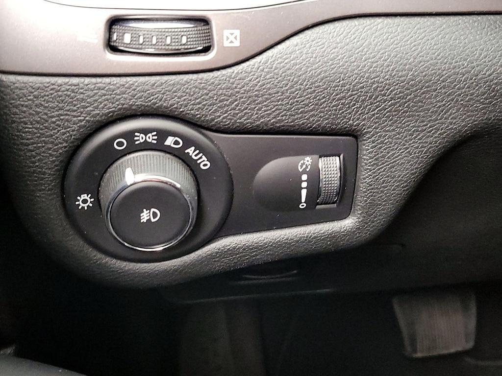 used 2019 Jeep Cherokee car, priced at $18,998