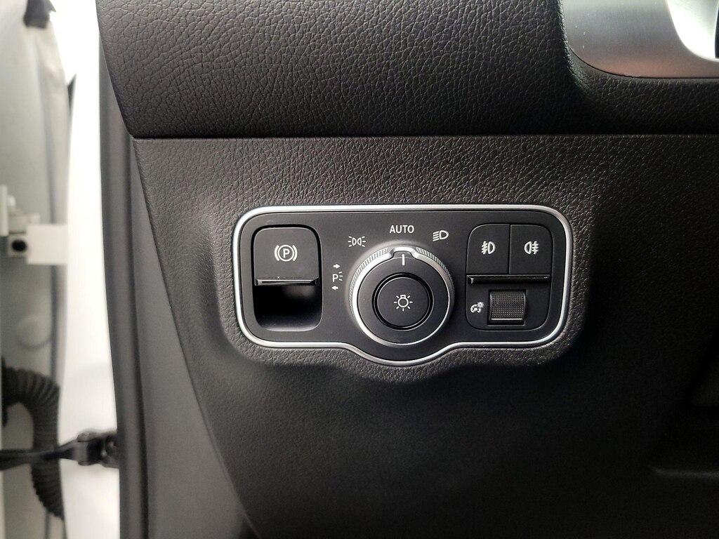 used 2023 Mercedes-Benz GLB 250 car, priced at $30,998